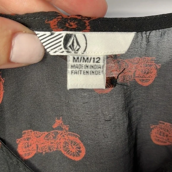 Volcom Sheer Top - Picture 2 of 9